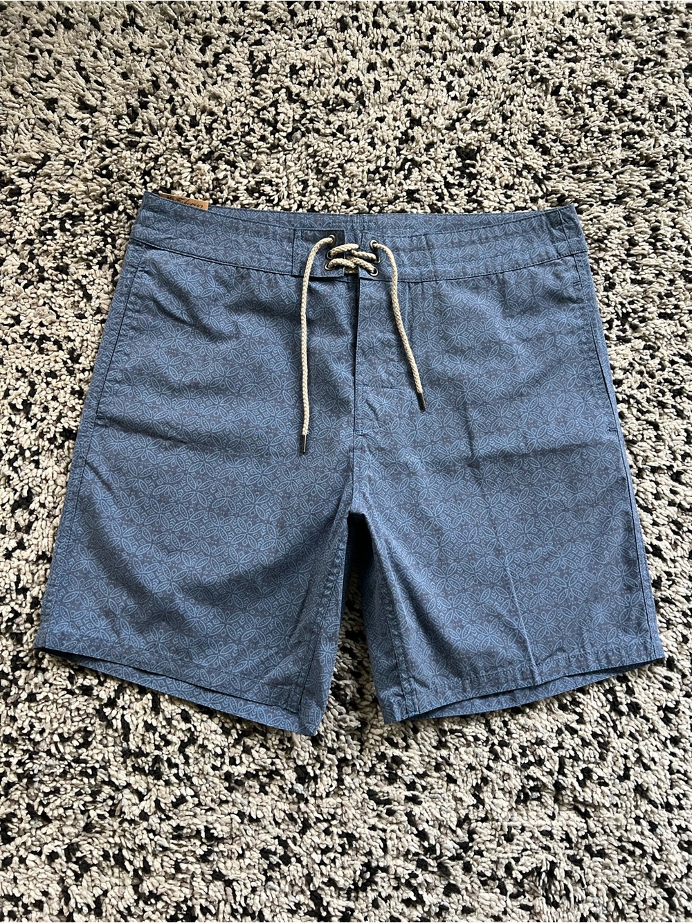 Faherty Biarritz Board Shorts Blue 7” Inseam Tie Waist Quick Dry Men’s Size 32
